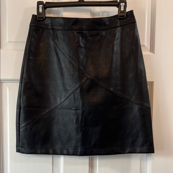 Zeagoo Black Faux Leather A Line Mini Skirt - Size Small - Picture 1 of 11